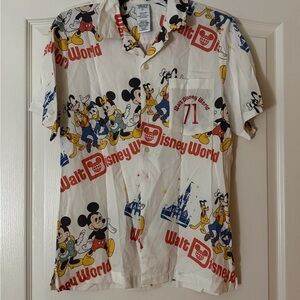 NWT Walt Disney World Vault Collection 50th Anniversary Button Shirt Size Small